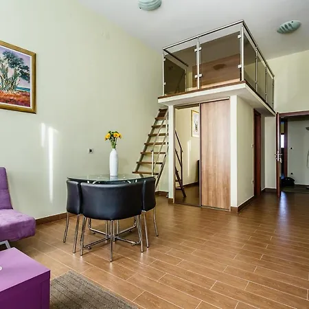 Near The Affittacamere