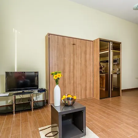 Affittacamere Near The Malinska